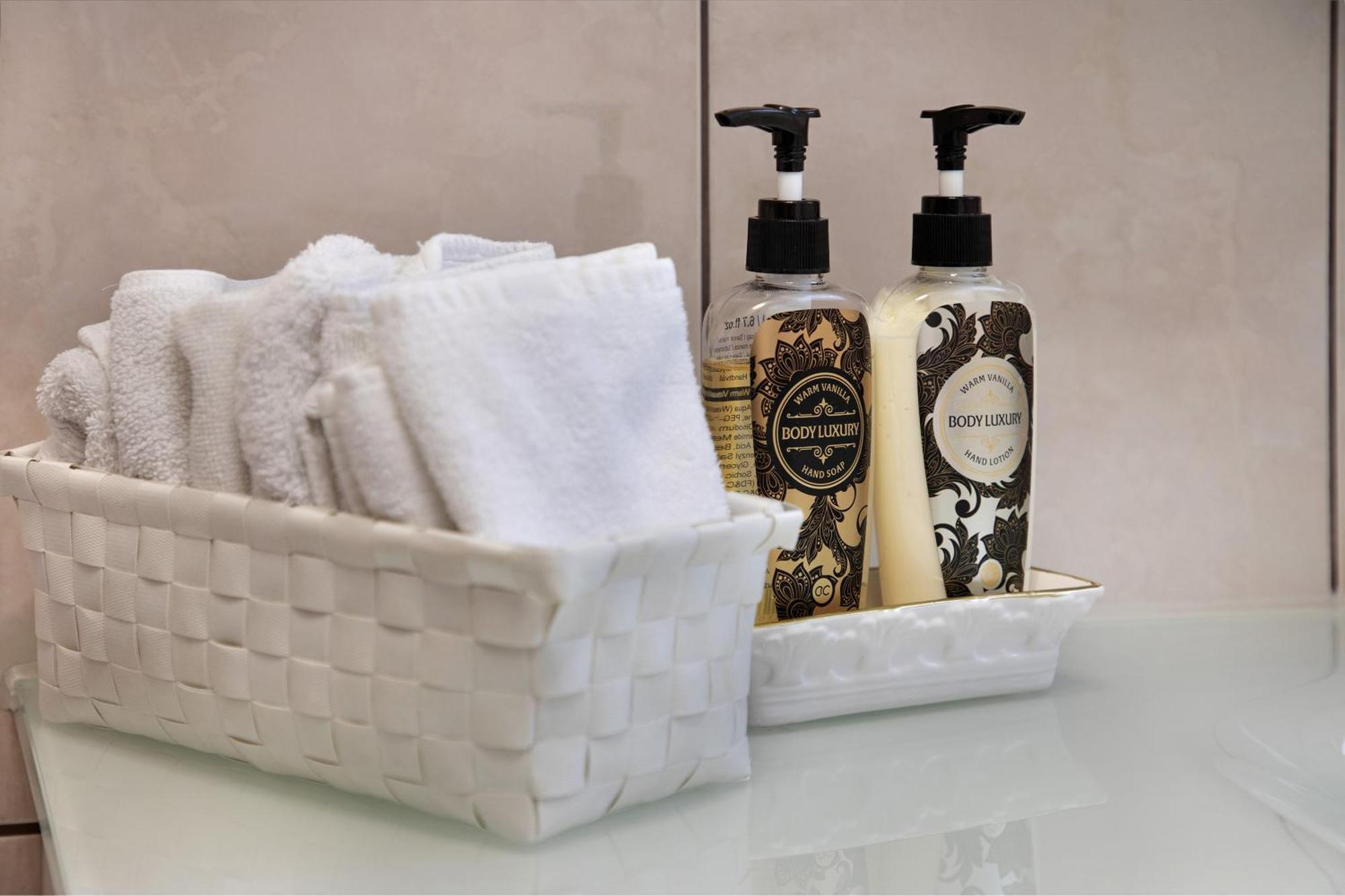 Sonne, Mond Und Sterne Hotel Fellbach Ngoại thất bức ảnh
