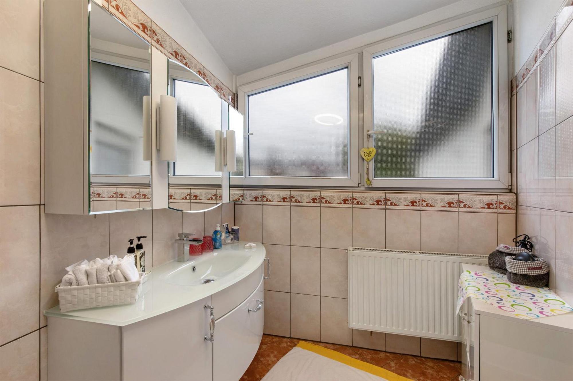 Sonne, Mond Und Sterne Hotel Fellbach Ngoại thất bức ảnh